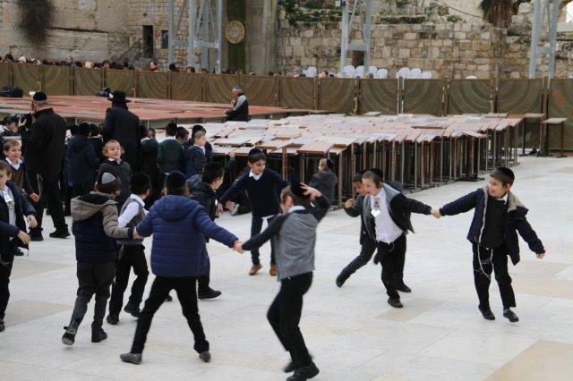 מסיבת סידור לתלמוד התורה חכמת שלמה מירושלים