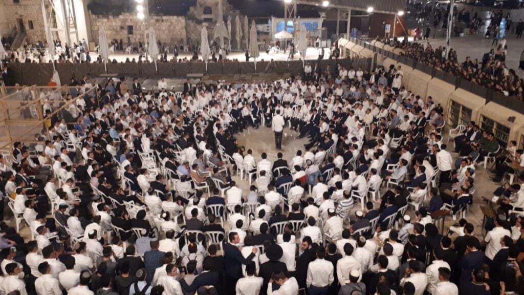 WhatsApp Image    at