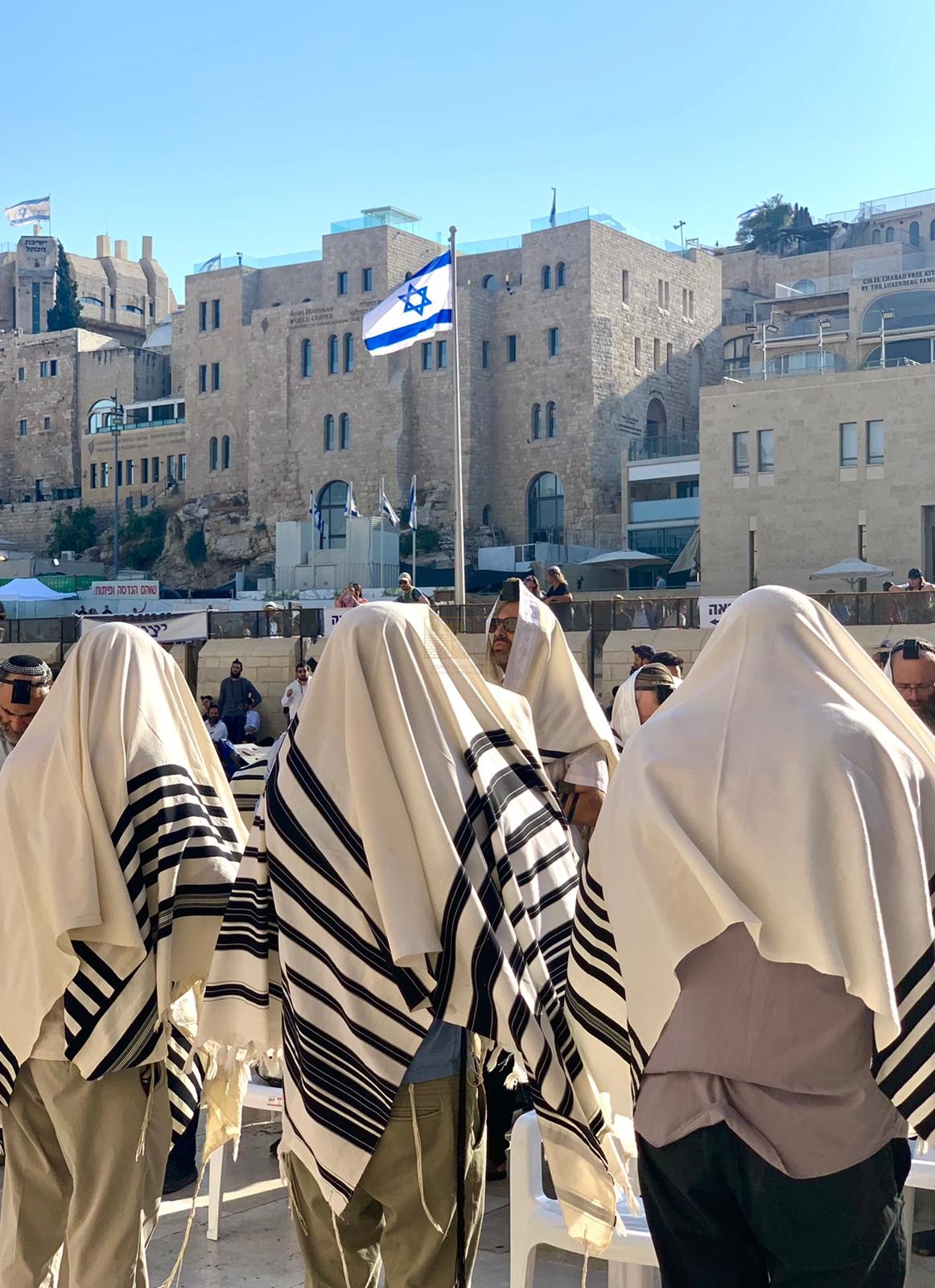 Tisha B’Av end of the fast at the Western Wall The Western Wall