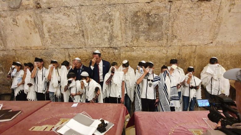 חגיגת בר ובת מצוה לילדי נפגעי פעולות האיבה (4)