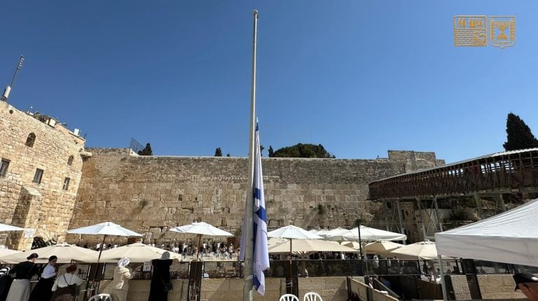 חרבות ברזל חרבות ברזל