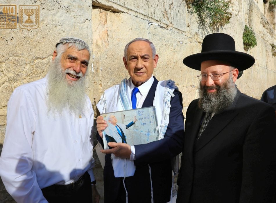 ראש הממשלה (4)