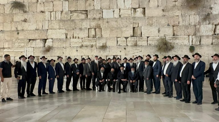 תפילה לחטופים (1)