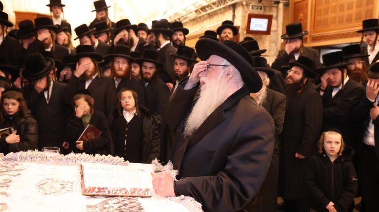 האדמור מצאנז (1)