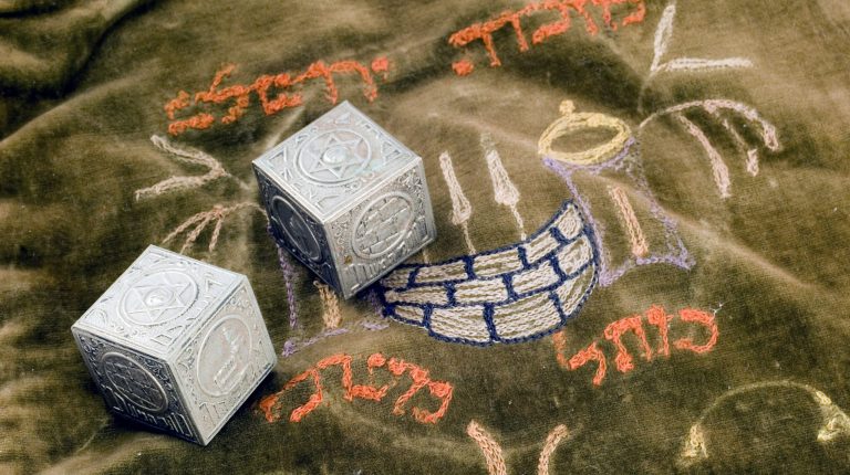 תפילין