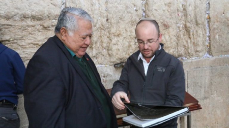 ראש ממשלת סמואה בביקור בכותל המערבי