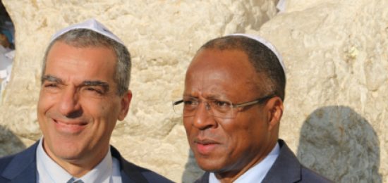 ביקור משלחת ראש ממשלת כף ורדה בכותל המערבי