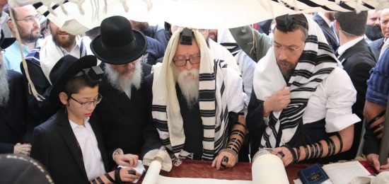 הבוקר ברחבת הכותל בר מצוה מרגשת