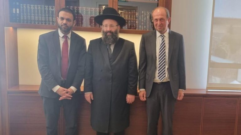 996b11f5-38d5-45da-97d0-e29db5d2d01b