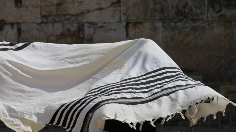 טלית
