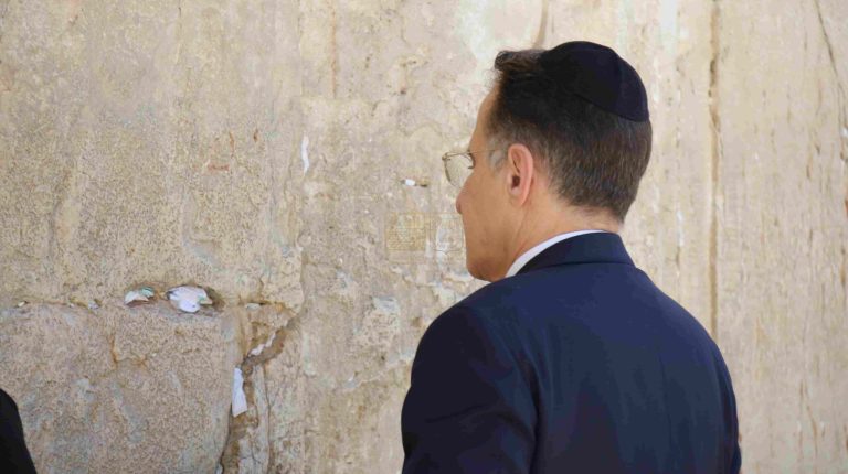 צחי ברוורמן 