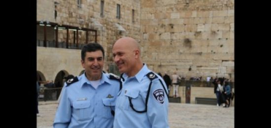 טקס חילופי מפקדי מחוז ירושלים התקיים הבוקר במנהרות הכותל המערבי