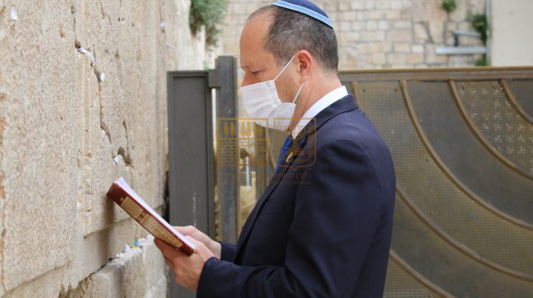 WhatsApp Image    at