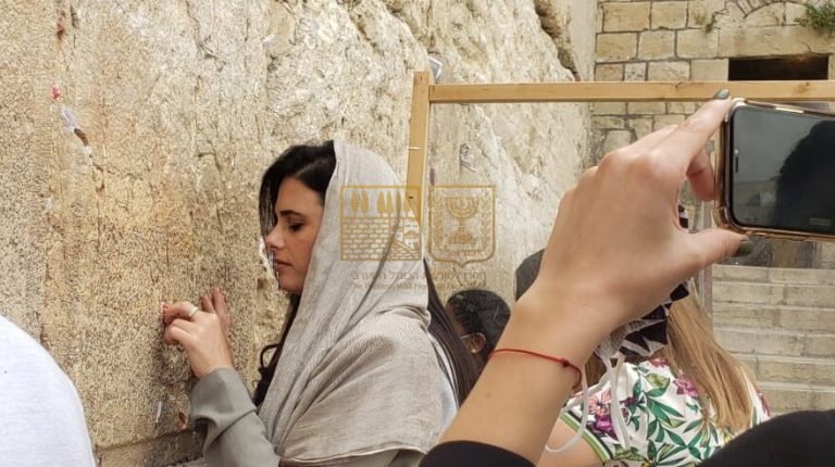 WhatsApp Image    at