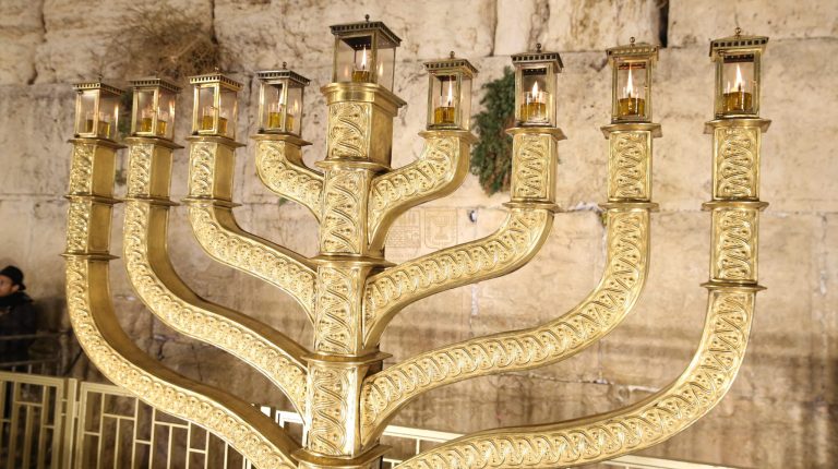 נר שמיני של חנוכה