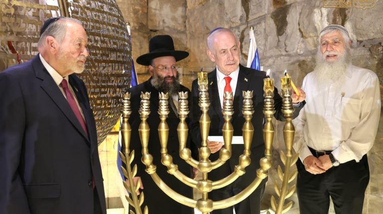 WhatsApp Image 2025-12-15 at 23.21.12