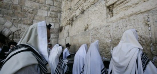 שידור חי תפילת מנחה מהכותל המערבי