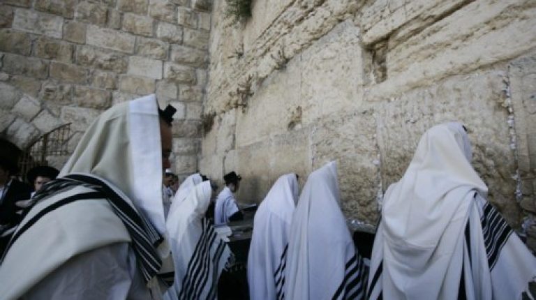 שידור חי תפילת מנחה מהכותל המערבי