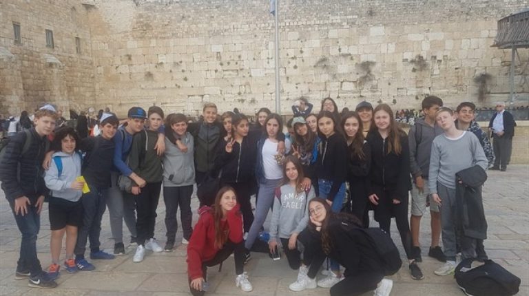 ילדי כיתות ז' מבית ספר זאב מהרצליה עלו לירושלים במסגרת התוכנית "ירושלים שלי"
