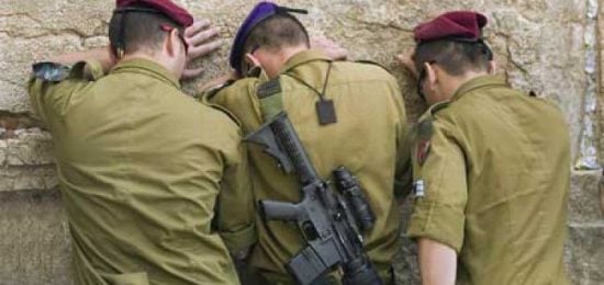-חיילים-בכותל-המערבי.jpg