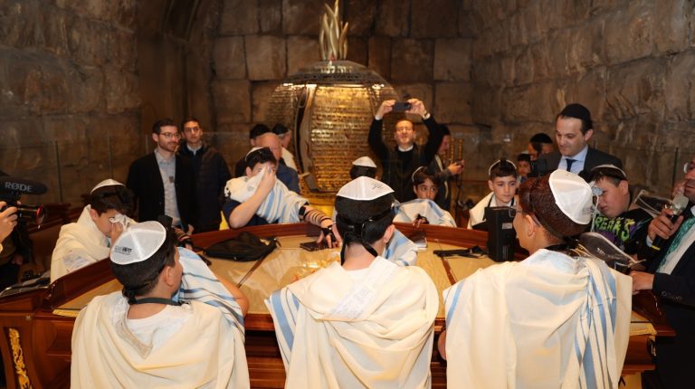 ילדי כפר עזה חגגו בר ובת מצווה (2)