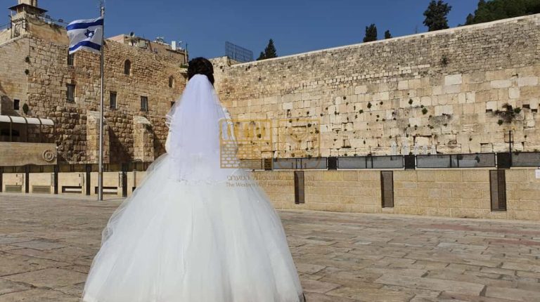 בכותל המערבי צילום ארנון בוסאני
