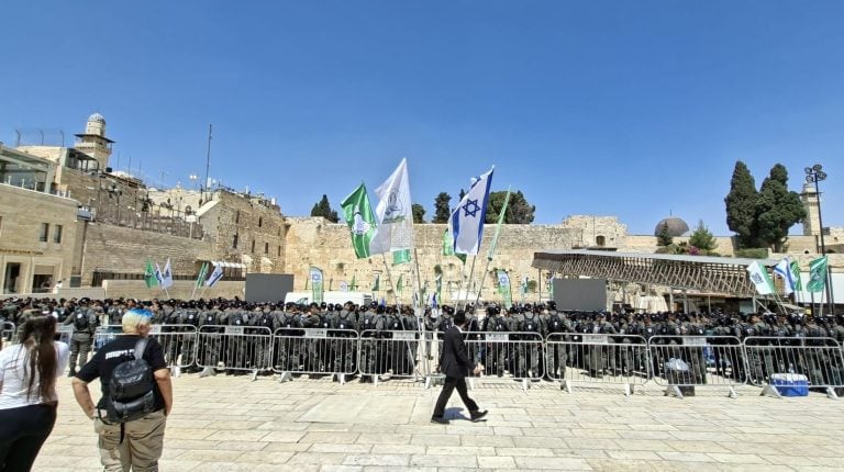 מגב (3)