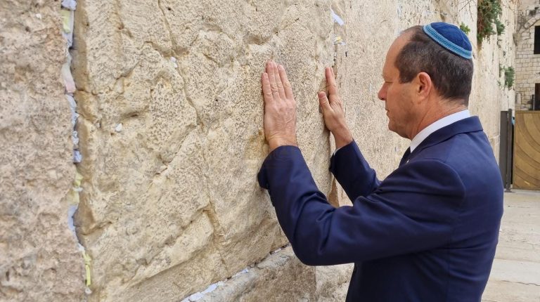 ניר ברקת