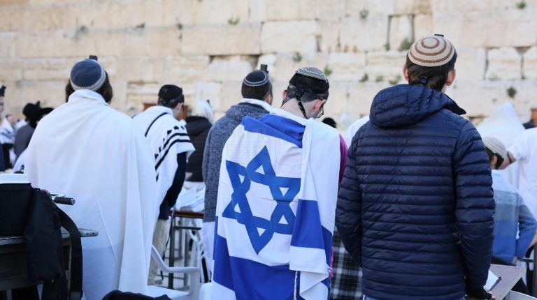 ראש חודש אדר (4)