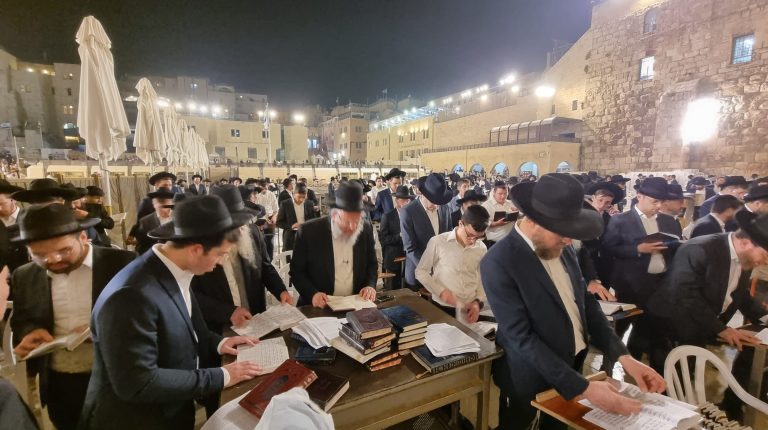 תפילת רבים לרפואת מרן ראש הישיבה הרב מרדכי אזרחי שליטא (1)